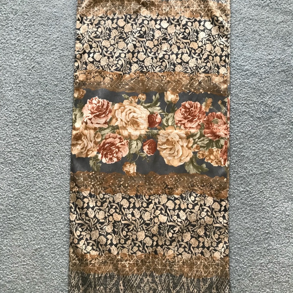 Italian Scarf